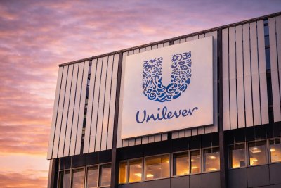 Unilever Shares Gain Amid Market Volatility, Leadership Change Announced