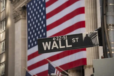 US Stock Futures Rally on Iran Deal Hopes, Oil Tumbles Ahead of Fed