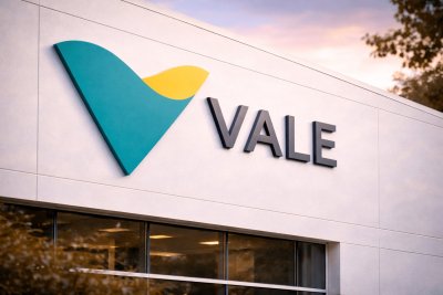Vale Shares Gain Ahead of Q4 Report as Iron Ore Holds Above $100