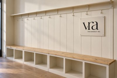 Vera Bradley's Quarterly Profit Boosted by Tariff Refund