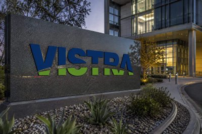 Vistra Shares Slide as NRG's Earnings Miss Raises Financing Concerns