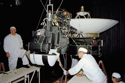 Voyager 1's Power-Saving Tweak Extends Science Mission as Contact Delays Grow