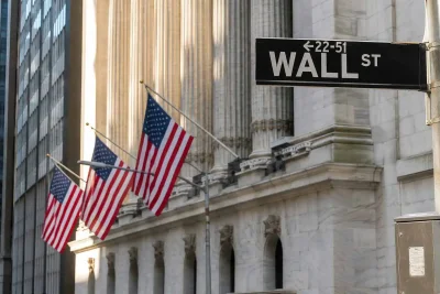 Wall Street Futures Rise as AI Chip News Offsets Oil Price Surge