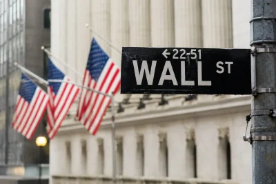 Wall Street Mixed as AI Boom Meets $80 Billion Funding Challenge