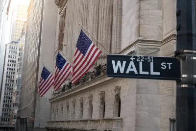 Wall Street Suffers Steep Losses as Fed Holds Rates Steady