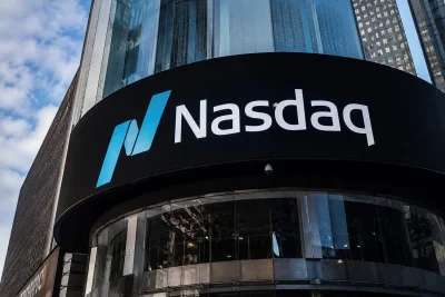 Wall Street Tumbles as Hot Jobs Data Dashes Rate Cut Hopes