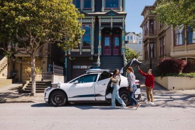 Waymo's Robotaxi Gun Incident Raises Cabin Surveillance Questions