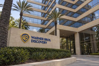 WBD Stock Surges to Within 1.4% of Paramount's $31 Buyout Price