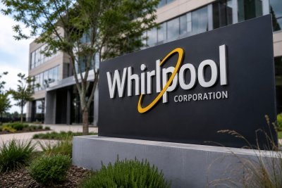 Whirlpool Shares Tumble 16% on Q1 Loss, Dividend Suspension, and Tariff Uncertainty