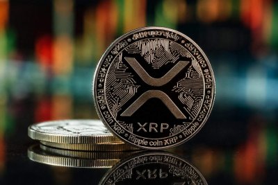XRP Dips 2.7% to $1.39 Despite Ripple-K Bank Pilot, Stablecoin Focus Caps Rally
