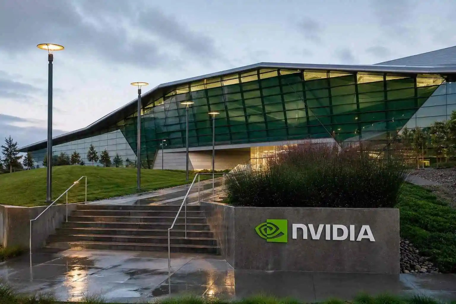 Nvidia Tests Key Support as AI Chip Competition Heats Up | StockTi